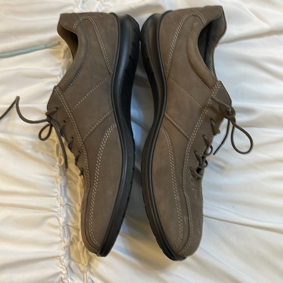 NWOB Ecco suede shoes - Picture 2 of 7